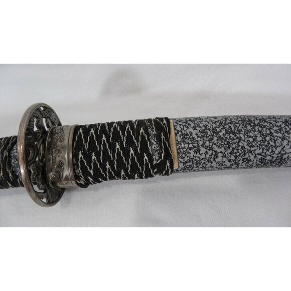 Sword & Sheath Plastic Cover Medal Blade Made in China Vintage - Picture 8 of 12